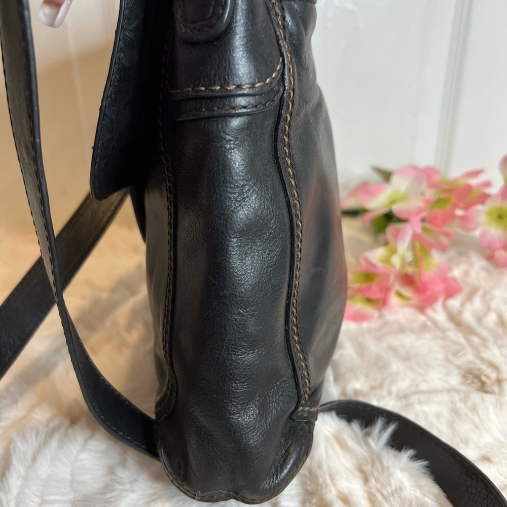 FOSSIL BLACK PURSE. BEAUTIFUL SOFT LEATHER - Picture 5 of 13